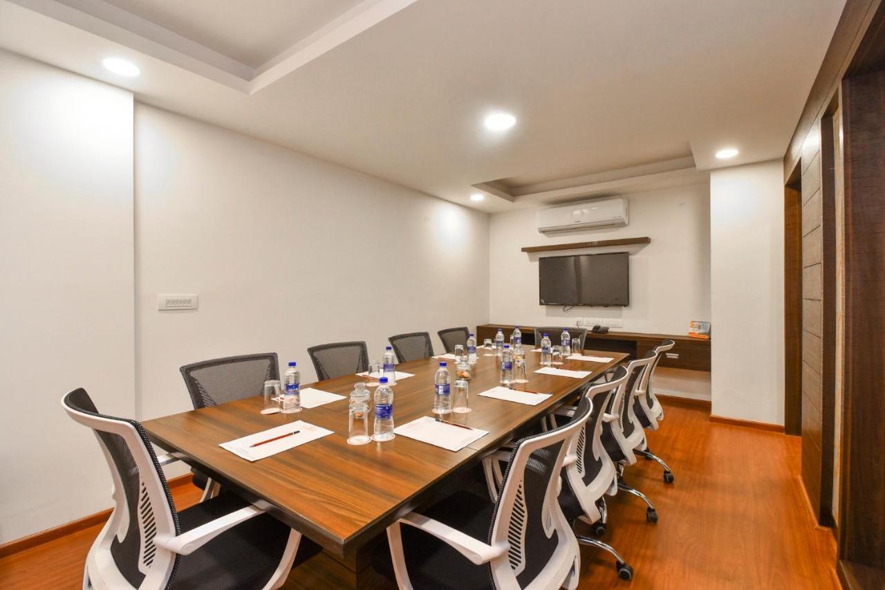 Hotel Suncity Plaza, Sitapura, Dźajpur Zewnętrze zdjęcie