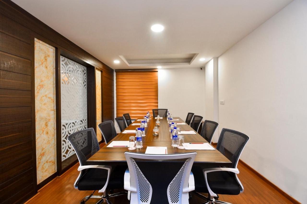 Hotel Suncity Plaza, Sitapura, Dźajpur Zewnętrze zdjęcie