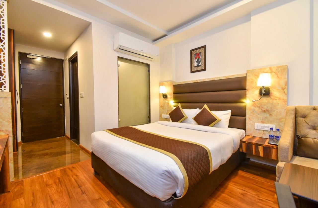 Hotel Suncity Plaza, Sitapura, Dźajpur Pokój zdjęcie