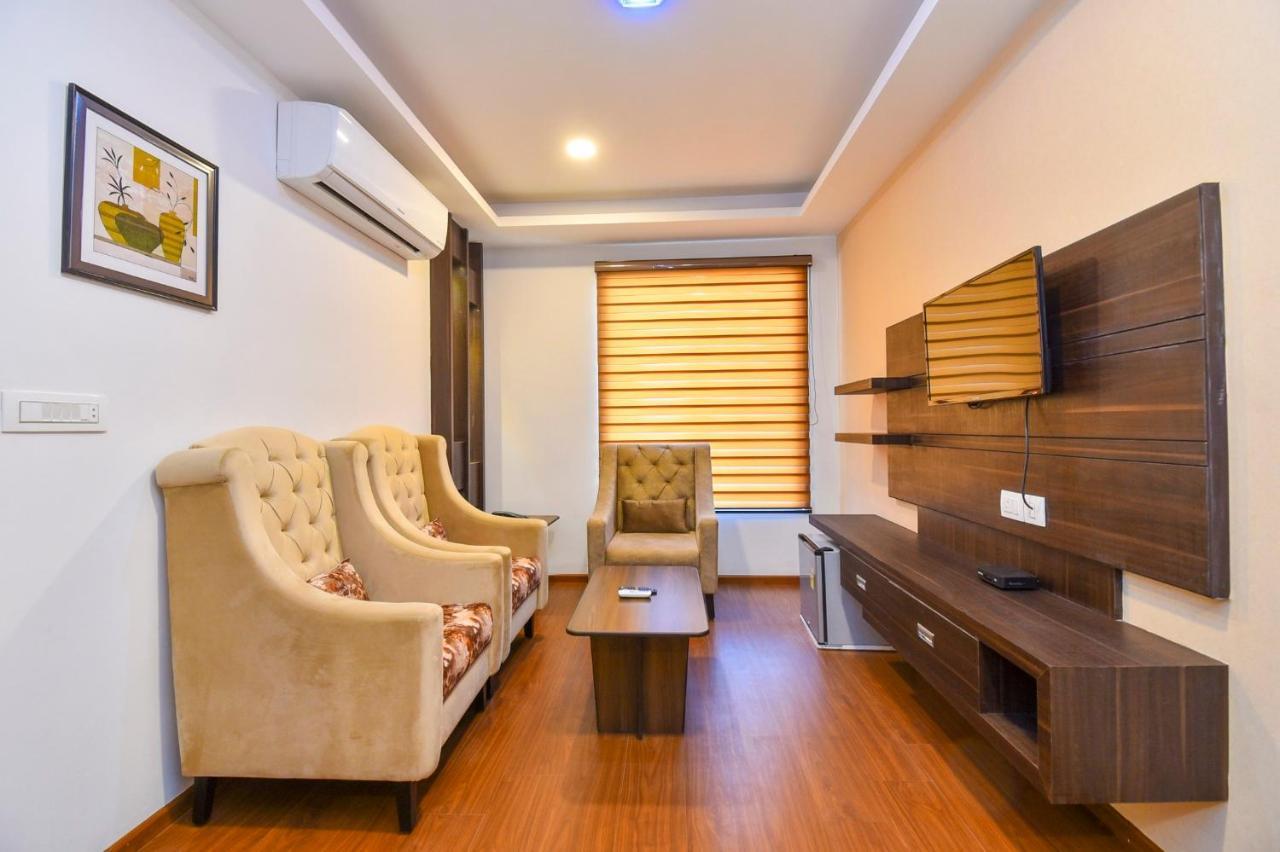 Hotel Suncity Plaza, Sitapura, Dźajpur Pokój zdjęcie